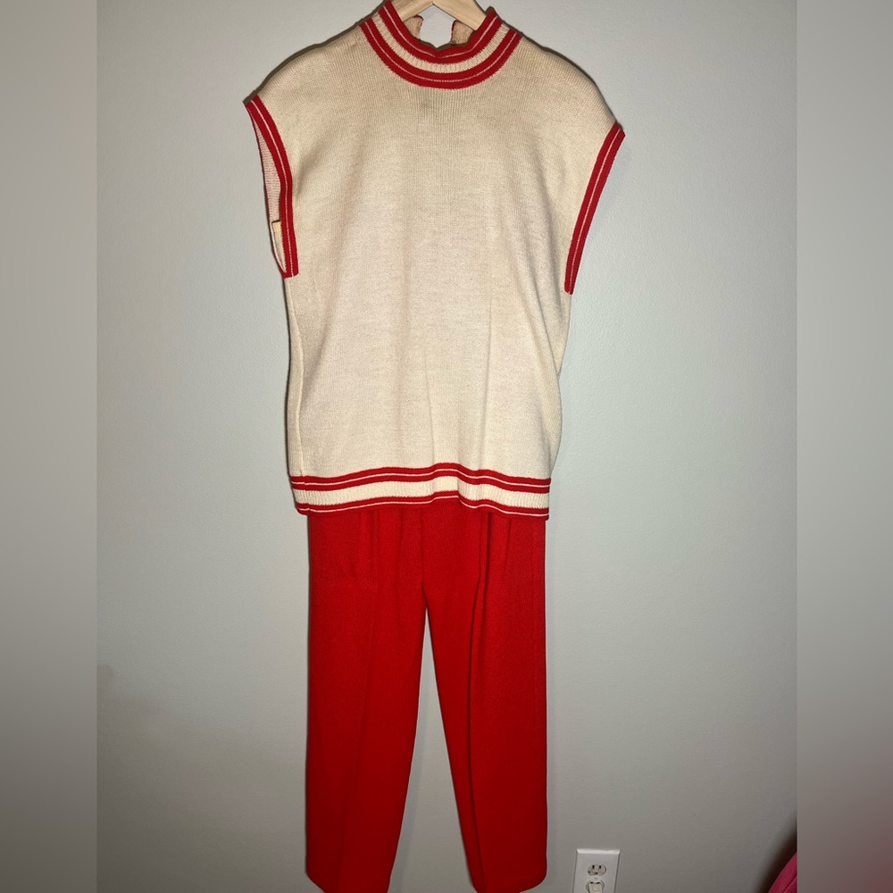 Marie St. John Ivory/Red Santana Sweater Vest Pants Set Size Small/8 Vintage